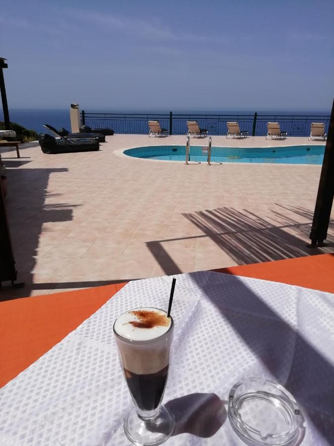 Hill Of Calm Hotel Triopetra Exterior foto